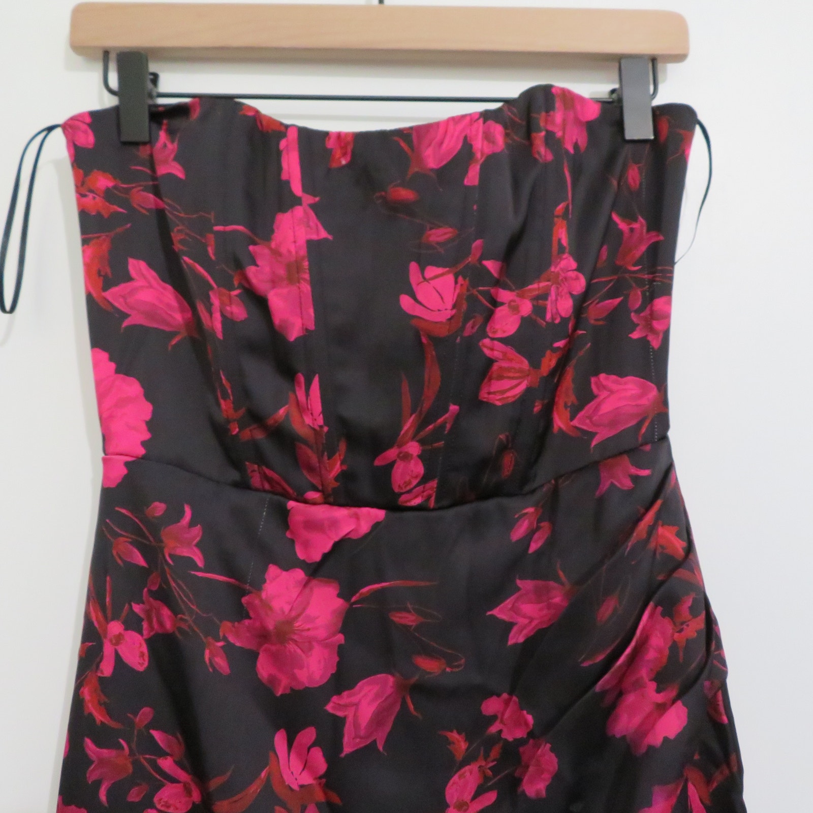 Vici Pink Black Floral Dress Women Sz M Invite Only Floral Satin Maxi Tulip Hem — image 3 of 7